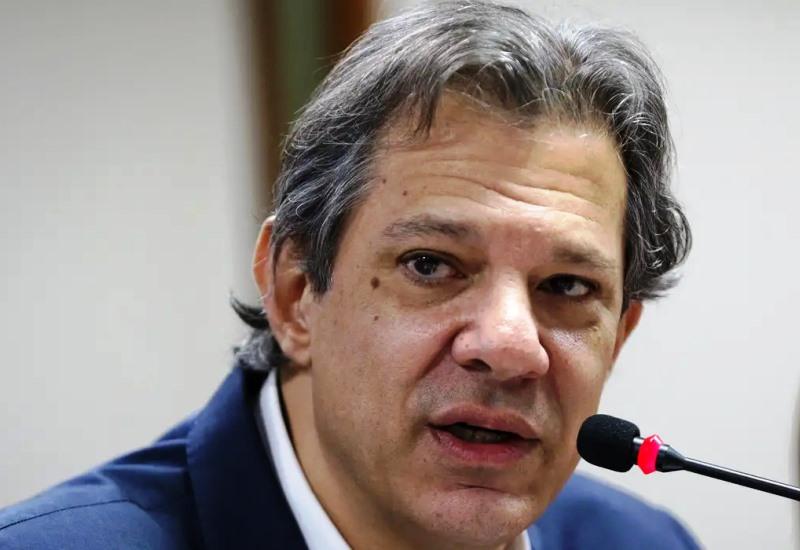 Haddad diz que continuará a buscar déficit zero em 2024