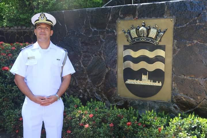 Capitão-tenente Ailton Belchior de Jesus assume comando da Agência Fluvial de Parintins 
