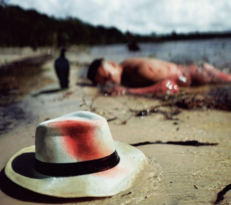 Exposição fotográfica mistura lenda e realidade para alertar sobre a situação das espécies no Amazonas