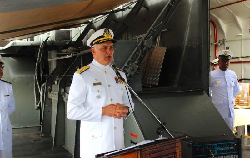 Navio Patrulha 'Raposo Tavares' sediou cerimônia de posse do novo Agente Fluvial de Parintins
