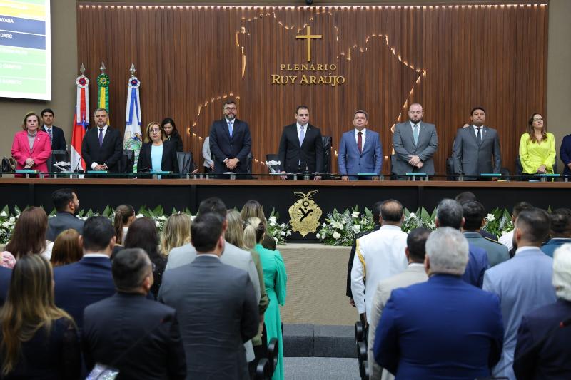 Na abertura dos trabalhos legislativos, Wilson Lima ressalta alinhamento entre poderes e manutenção de investimentos em áreas prioritárias em meio a desafios