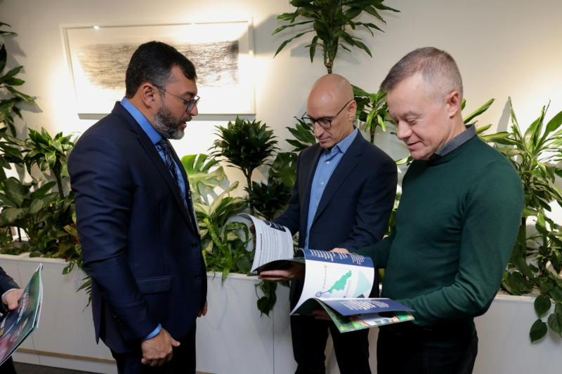 Wilson Lima busca parceria para projetos educacionais do Amazonas com universidade e empresas em Londres