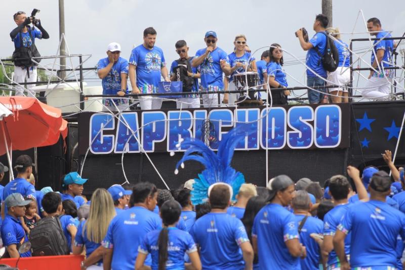 Rossy Amoedo valoriza colaborador do Boi Caprichoso e premia participantes do Carnaboi 
