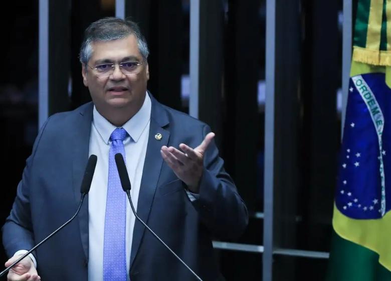 Flavio Dino toma posse no Supremo Tribunal Federal