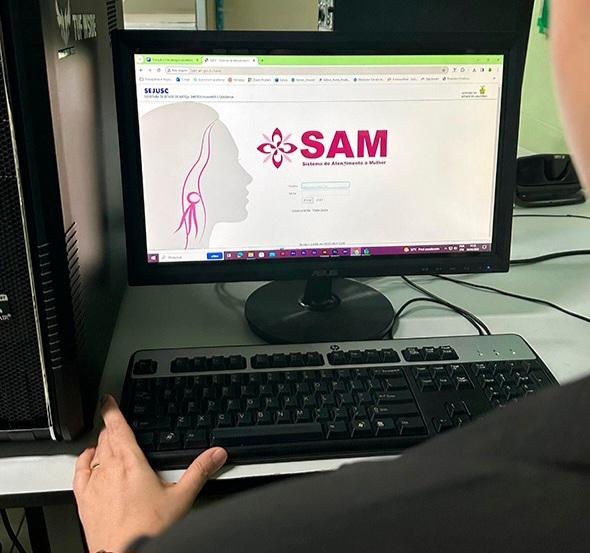 Governo do Amazonas utiliza a tecnologia para fortalecer a rede de proteção à mulher em situação de violência