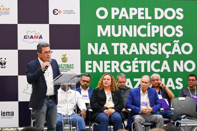 Governo do Amazonas avança na interiorização da transição energética com participação ativa de municípios 