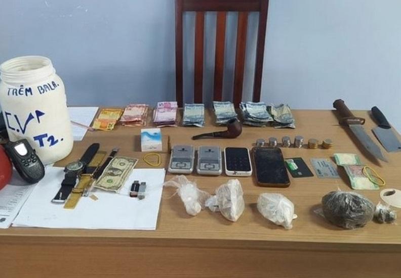 Polícia Militar prende trio por tráfico de drogas em Parintins