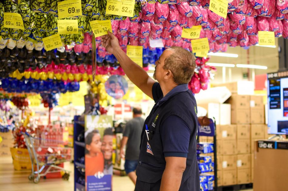 Procon-AM divulga lista de preços com produtos da Páscoa