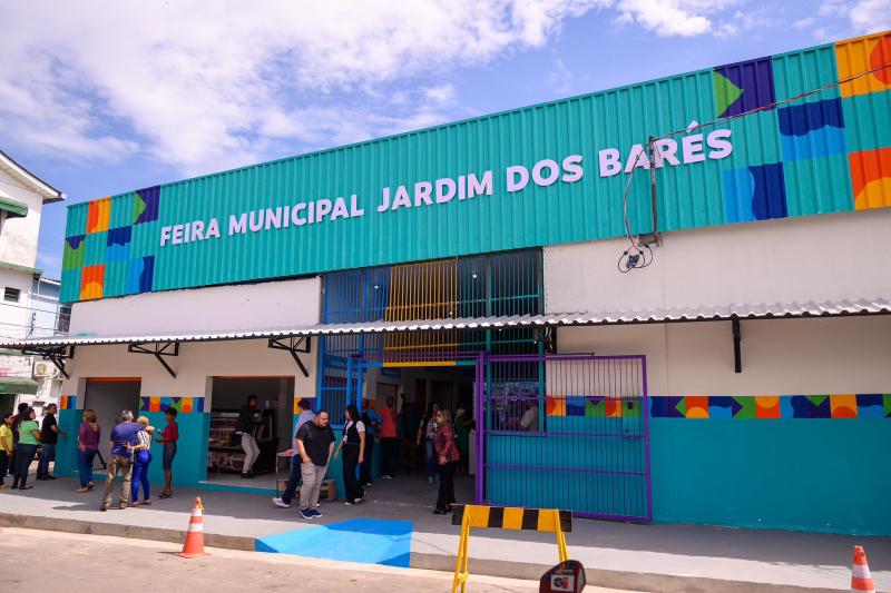 Governo do Amazonas e Prefeitura de Manaus entregam feira totalmente revitalizada no São Jorge