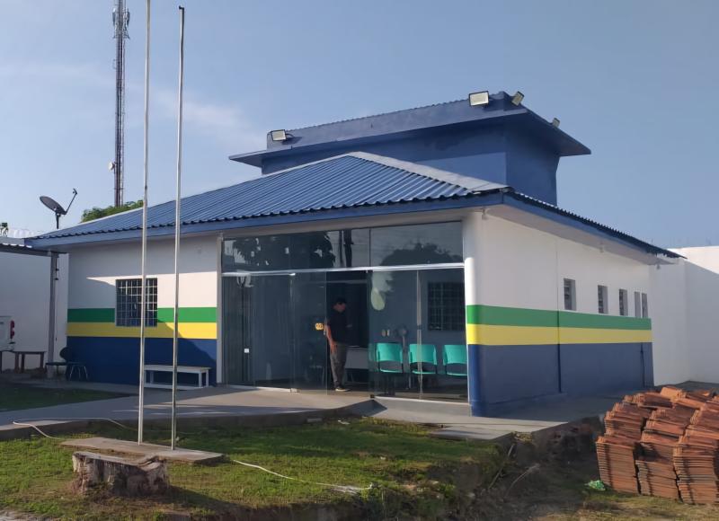 Polícia Militar, em Boa Vista do Ramos, prende homem por tentativa de feminicídio 