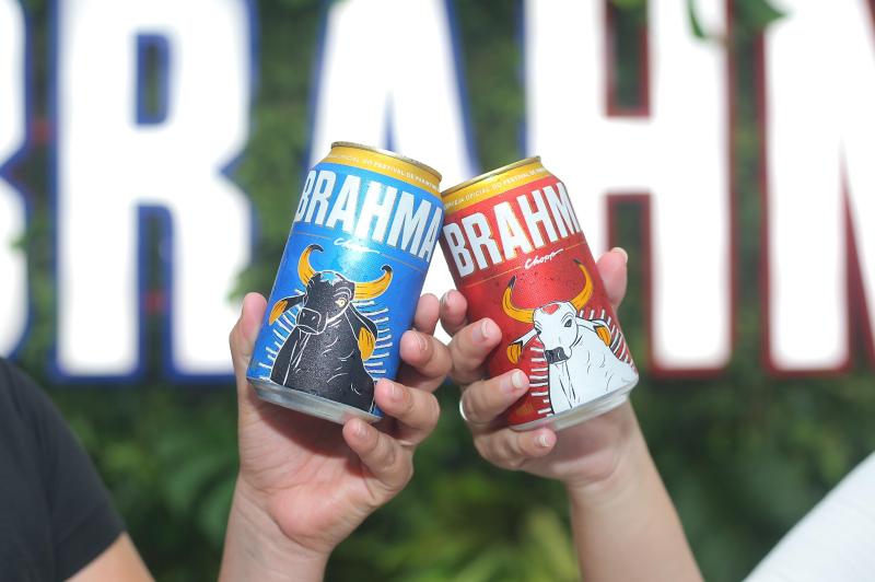Brahma, a cerveja oficial do Festival de Parintins, lança edição especial de latas personalizadas com os Bois Garantido e Caprichoso