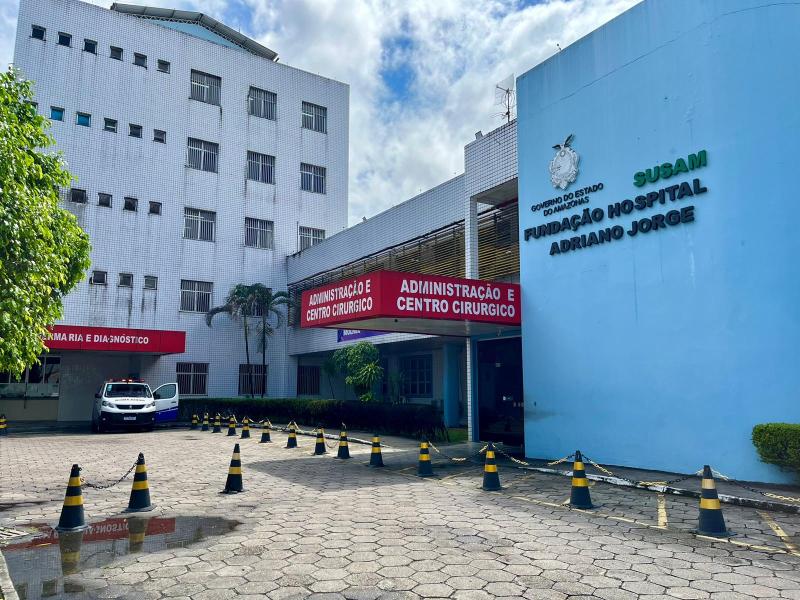 Hospital Adriano Jorge usa pela primeira vez técnica menos invasiva para tratamento do câncer de próstata no estado