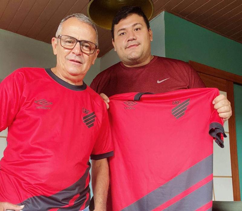 Parintins recebe projeto do Clube Athletico Paranaense 'Escola Furacão'