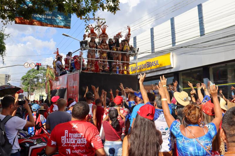 Pelo terceiro ano consecutivo, Governo do Amazonas leva Trio Panavueiro ao Festival de Parintins