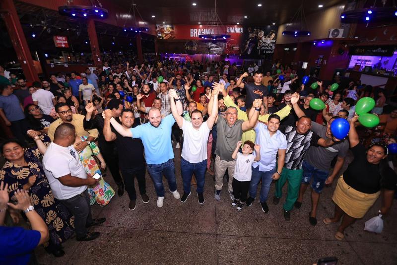 Pré-candidato à Prefeitura de Manaus, Roberto Cidade assume compromisso de implementar Auxílio Municipal Permanente