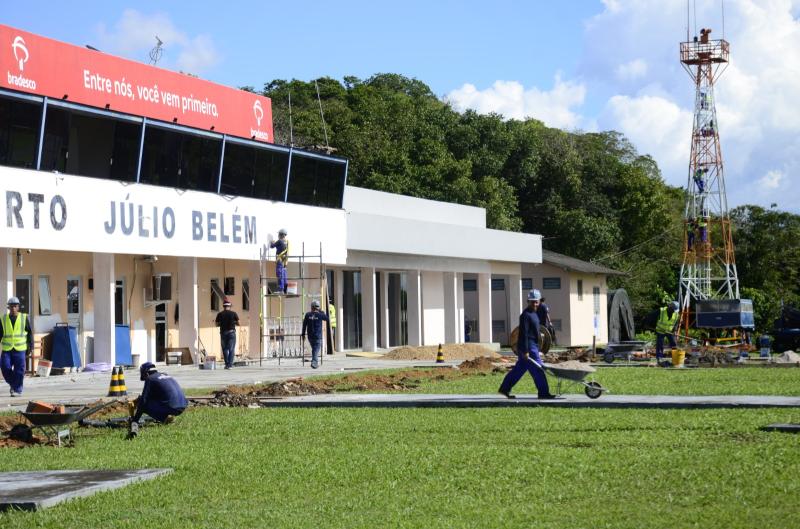 Serviços de revitalização avançam no Aeroporto Júlio Belém para receber os visitantes no Festival de Parintins 