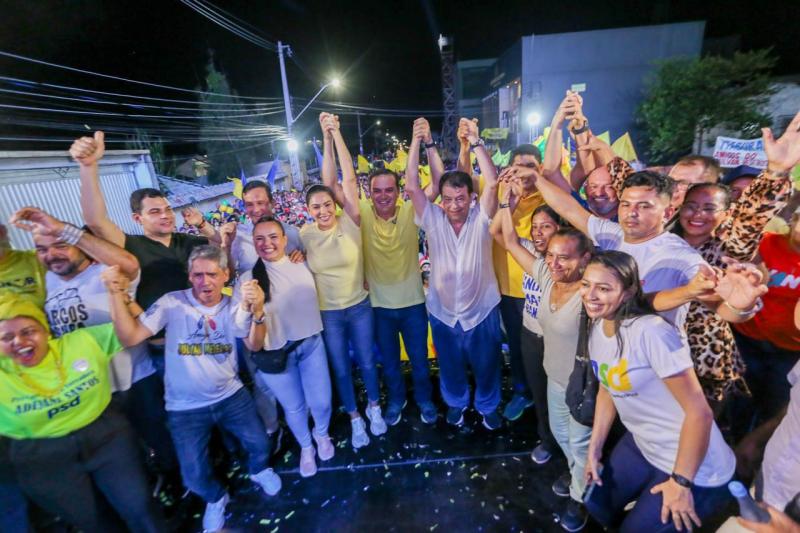 Pré-candidato a prefeito de Parintins, Mateus Assayag, faz caminhada com mais de 20 mil pessoas
