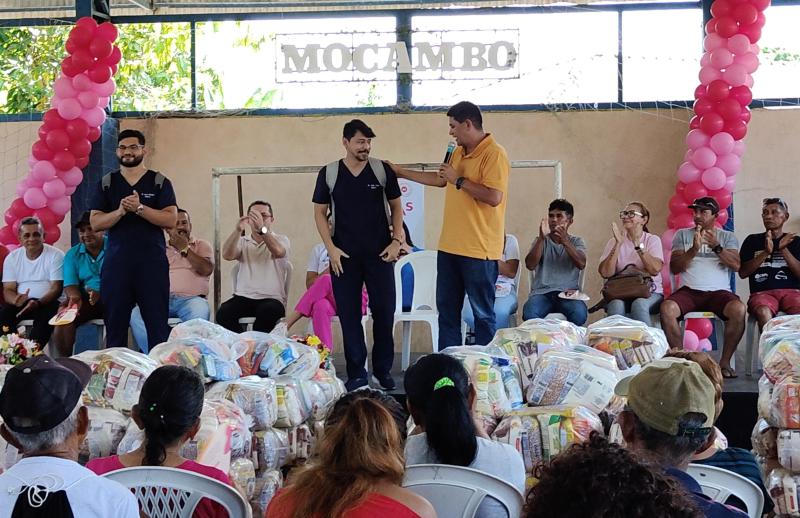 Prefeito de Parintins anuncia novos médicos para atendimento na zona rural