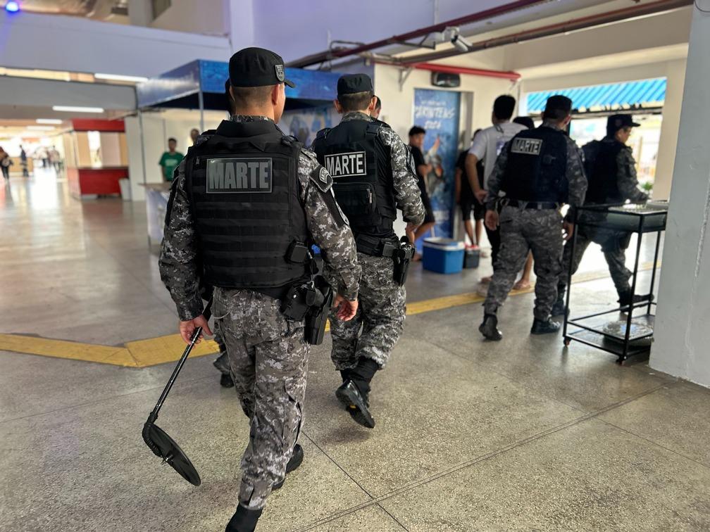 Polícia Militar do Amazonas realiza varredura antibomba no Bumbódromo