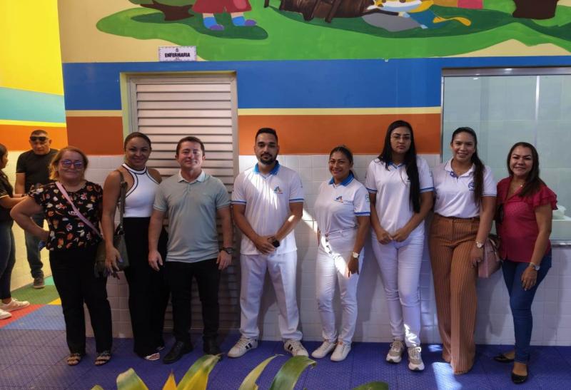 Creche em Tempo Integral de Parintins conta com enfermaria e equipe de saúde