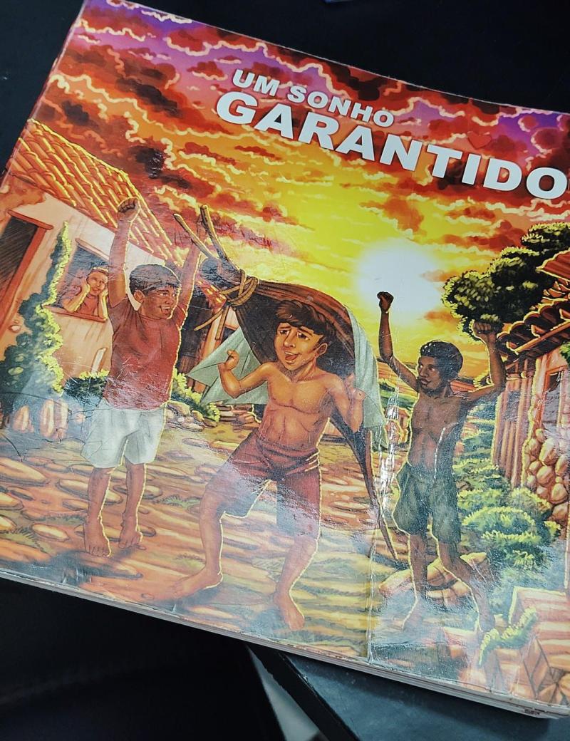 Contemplado pela Lei Paulo Gustavo, livro ‘Um sonho Garantido’ é lançado em Parintins