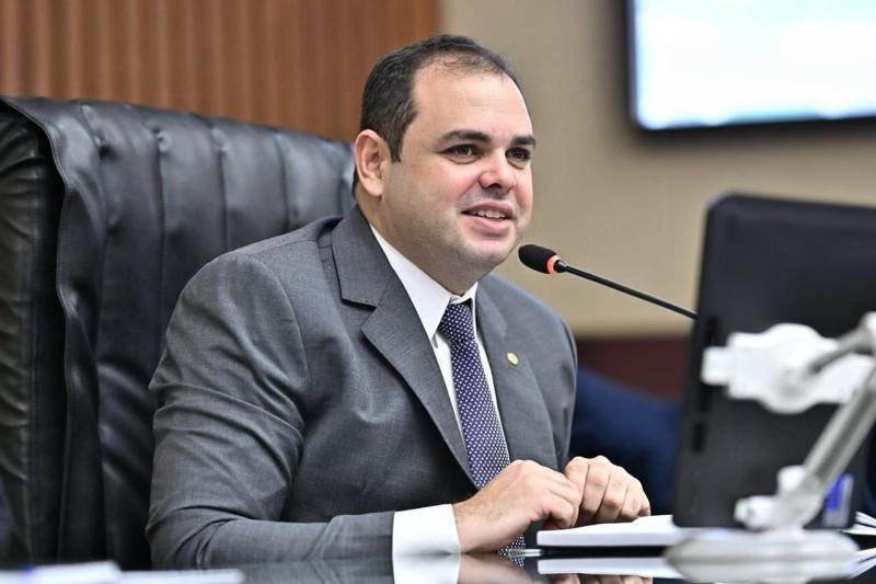 Roberto Cidade teve 24 propostas transformadas em Leis, somente no primeiro semestre deste ano