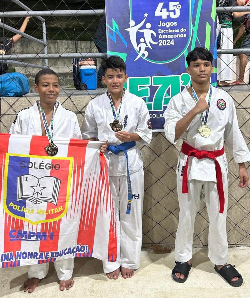 Karatê do Colégio do Carmo conquista medalha inédita no JEAs