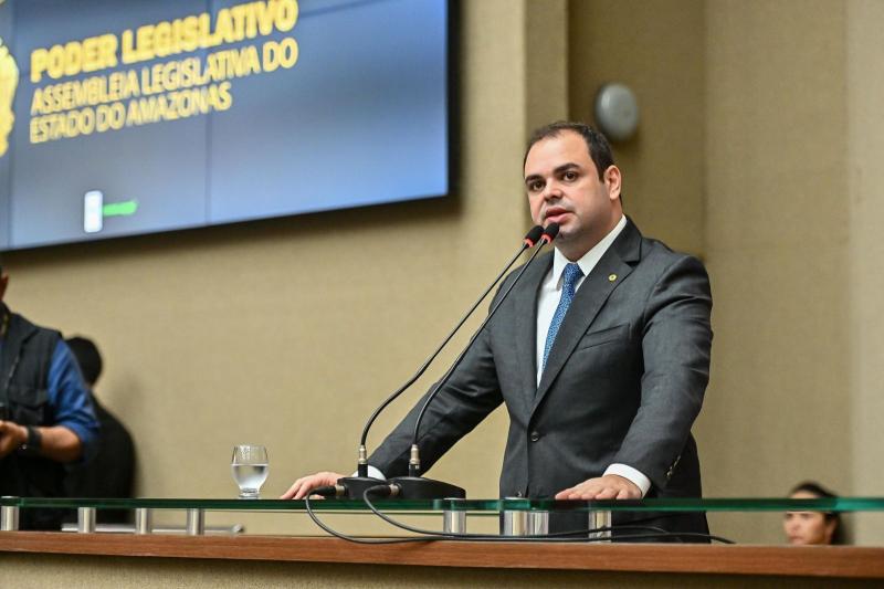 Aprovado PL de Roberto Cidade que propõe a substituição de sirenes em escolas com alunos com TEA