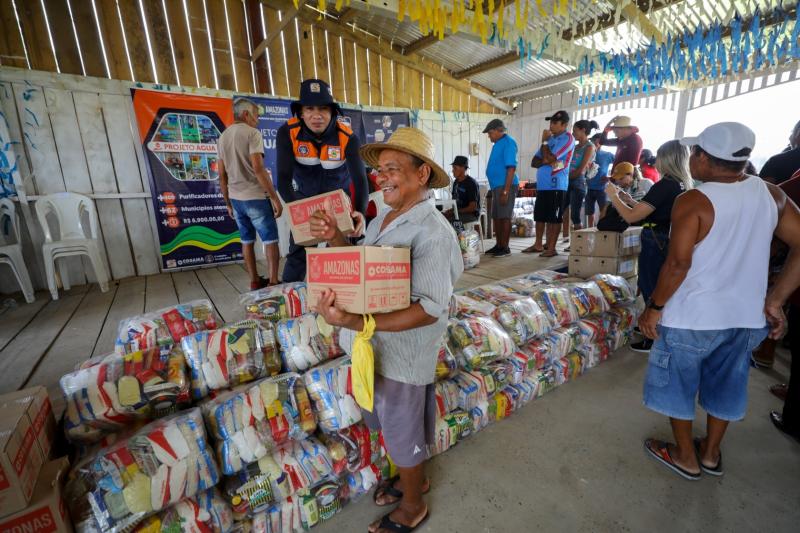 Estiagem 2024: Governo do Amazonas enviará ajuda humanitária a pescadores de cidades das calhas do Alto Solimões e Madeira