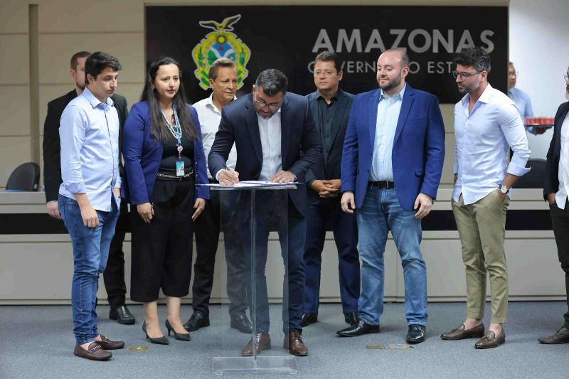 Governador Wilson Lima assina contrato de construção de residencial do Amazonas Meu Lar no Novo Aleixo
