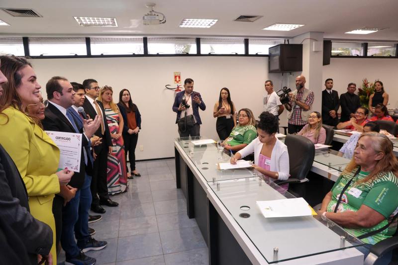 Roberto Cidade destaca importância da Procuradoria da Mulher durante formatura da 3ª turma de ‘Procuradoras Legais’