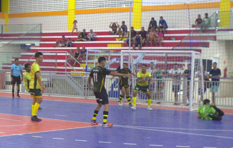 3° Copão Parintins movimenta espaços esportivos com competições coletivas e de duplas