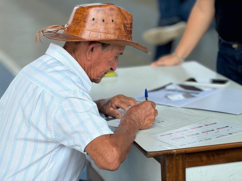 Regularização fundiária beneficia pequenos produtores, com acesso à licença ambiental, crédito e financiamento