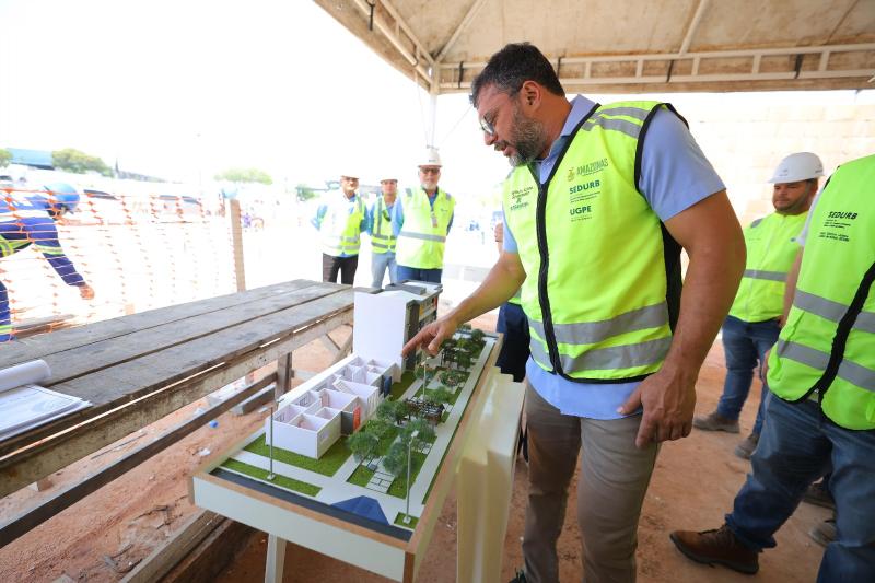 Governador Wilson Lima realiza nova vistoria em obras do conjunto habitacional da Sharp