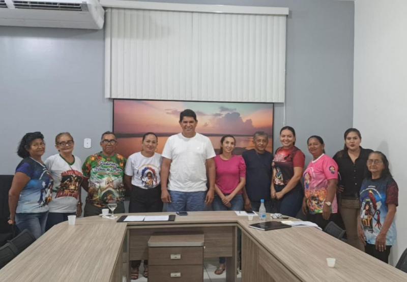 Bi Garcia reúne com representantes das pastorinhas para alinhar detalhes do festival