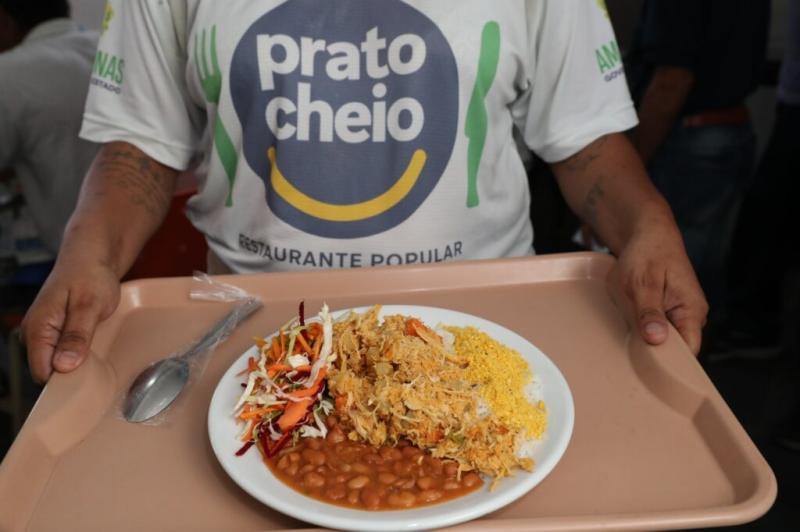 Unidades do Prato Cheio da capital terão almoço especial na véspera de Ano Novo