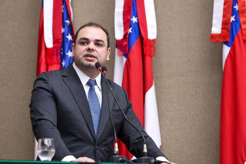 Roberto Cidade solicita informações sobre medidas da prefeitura para prevenção a desastres naturais em Manaus