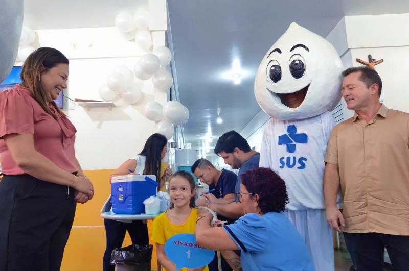Com meta de 90%, Parintins abre oficialmente campanha de vacinação antes do retorno escolar