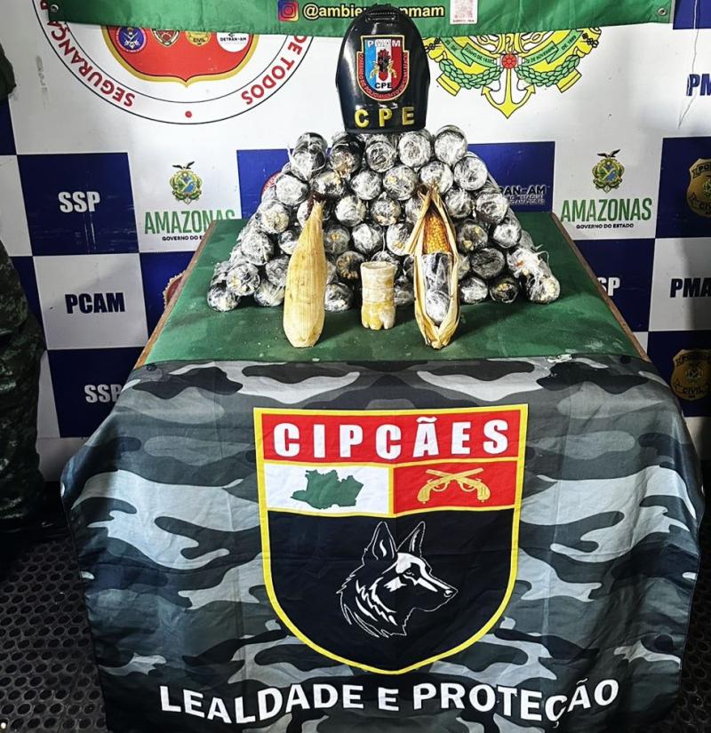 PMAM apreende 15 kg de oxi em formato de espiga de milho em embarcação oriunda de Tabatinga