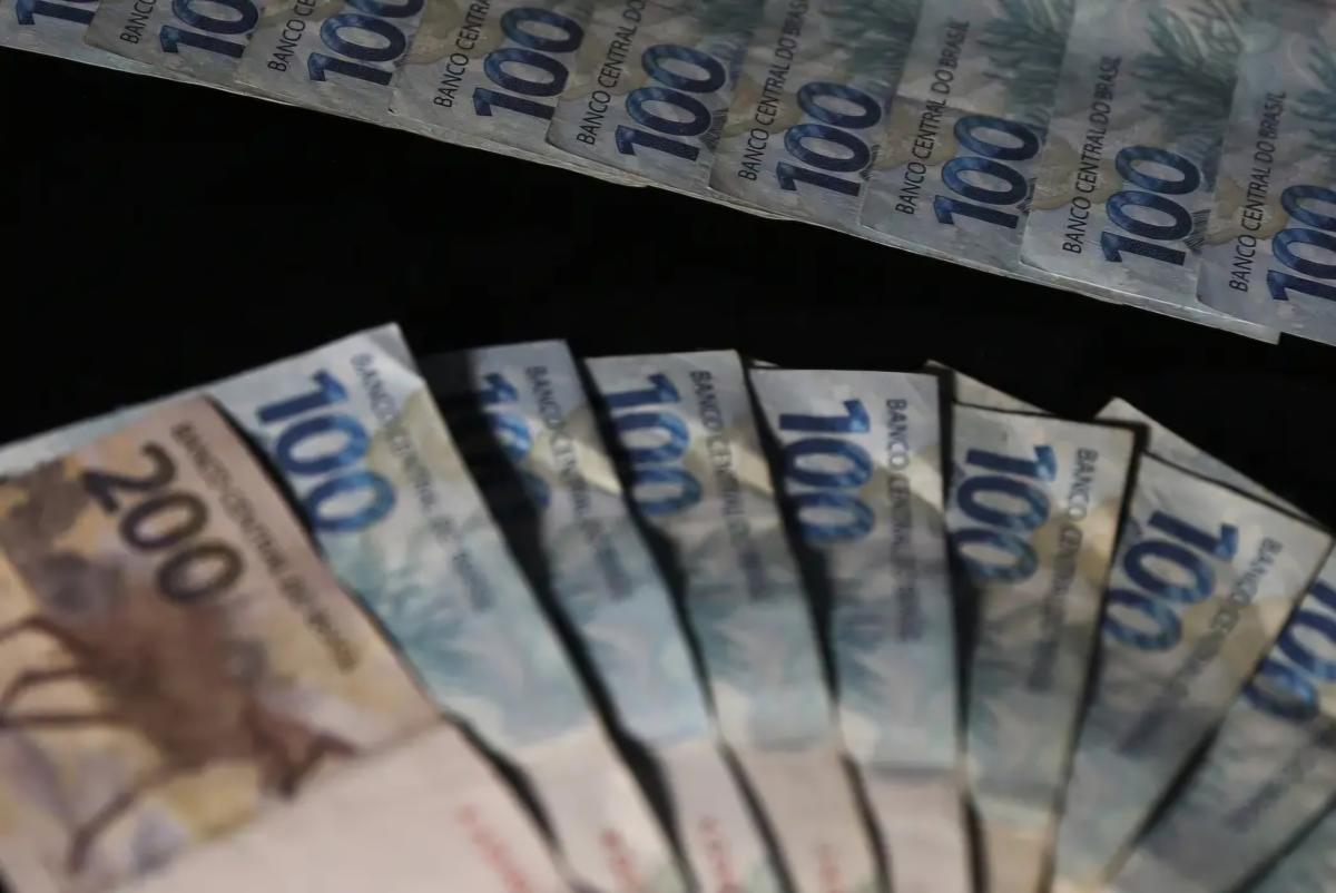 Dívidas de estados e municípios pagas pela União somam R$ 556 milhões