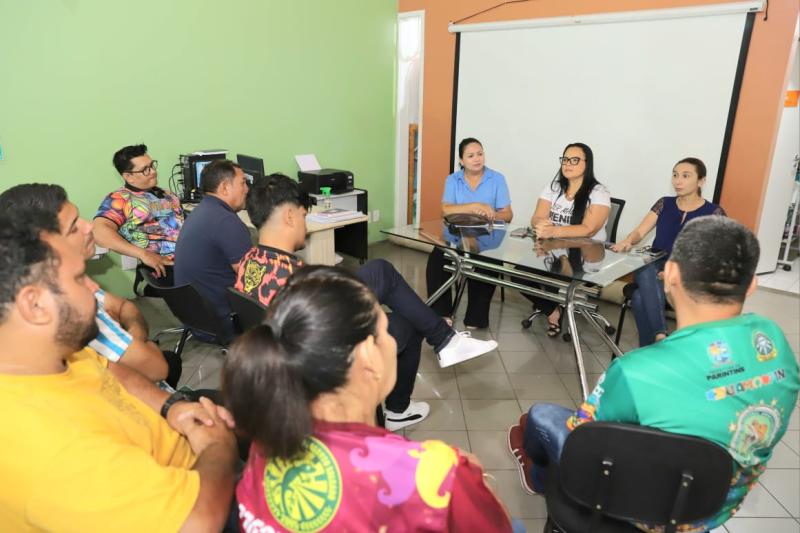 Blocos carnavalescos recebem último repasse para realização do Carnailha 2025