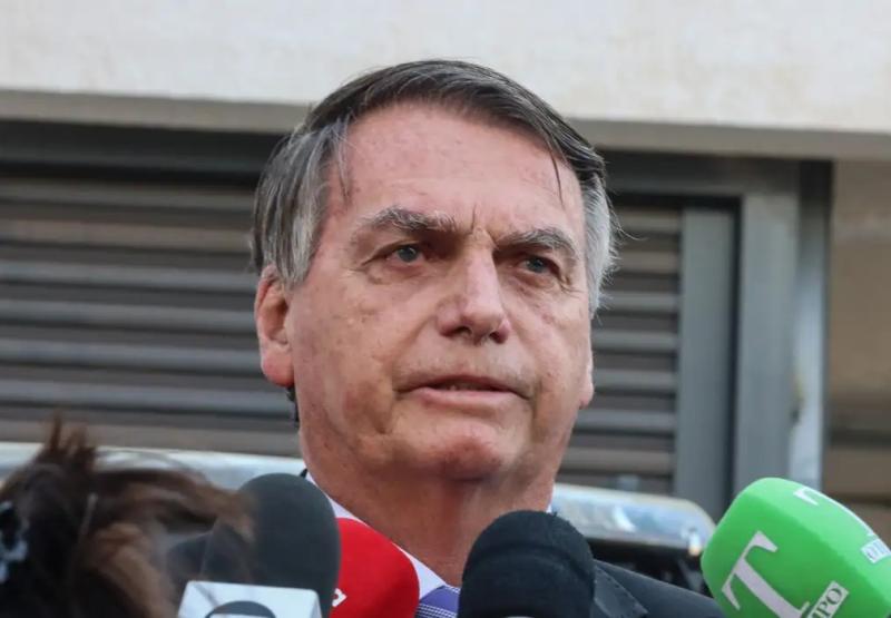 Advogados de Bolsonaro pedem 83 dias para apresentar defesa ao Supremo