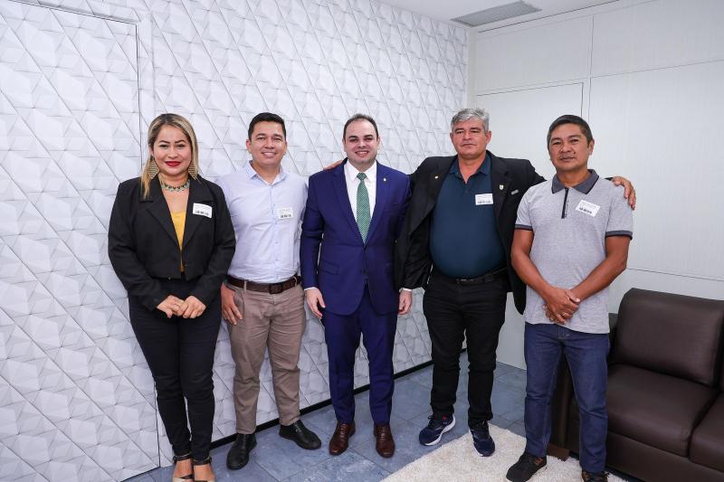 Roberto Cidade intervém junto ao Governo do Estado pela recuperação da estrada de Camanaus, em São Gabriel da Cachoeira