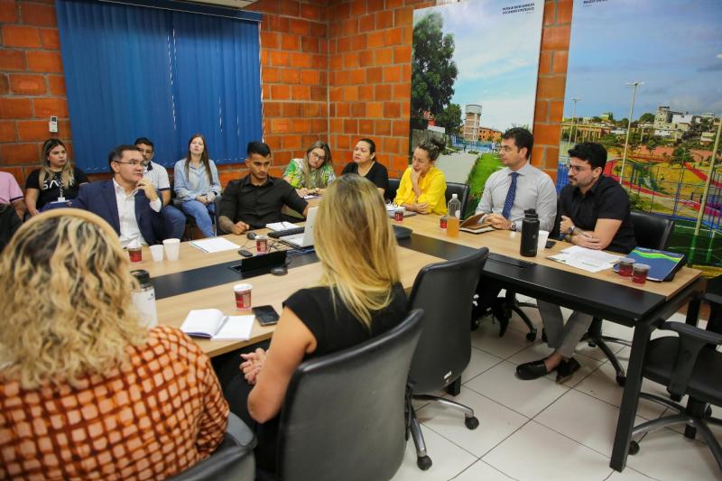 Mais de 1,7 mil famílias do Monte Horebe fazem atualização cadastral no Programa Amazonas Meu Lar