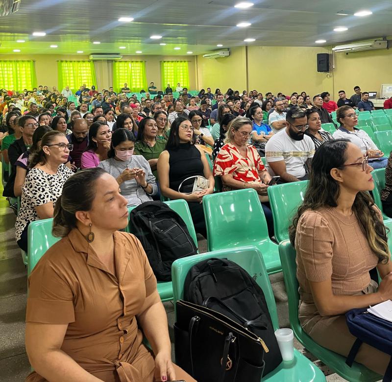 Seduc Parintins reforça orientações padrões para atendimento a alunos em vulnerabilidade 