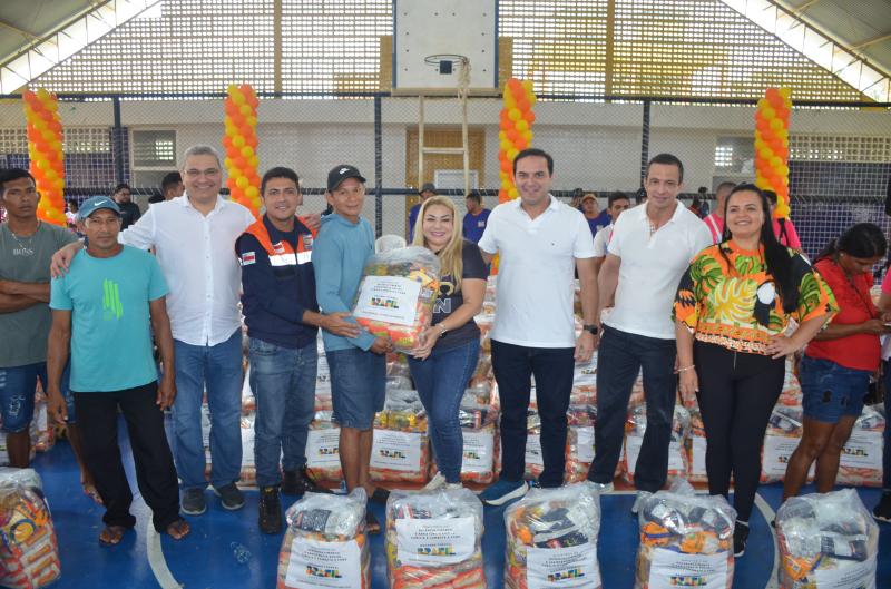 Ajuda humanitária atende mais de 500 famílias com cestas básicas na região do Tracajá