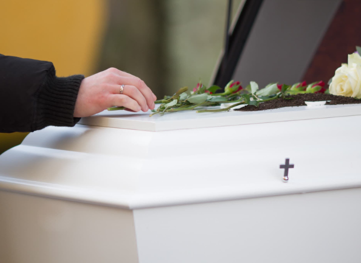 Em Uarini, MP investiga possível superfaturamento na contratação de serviços funerários e caixões
