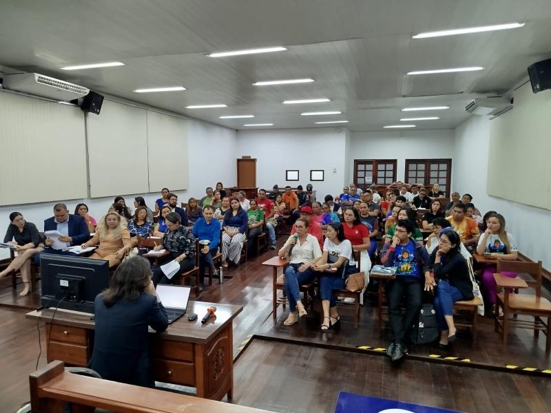 Comarca de Parintins define diretrizes para participação de crianças e adolescentes no Festival 2025