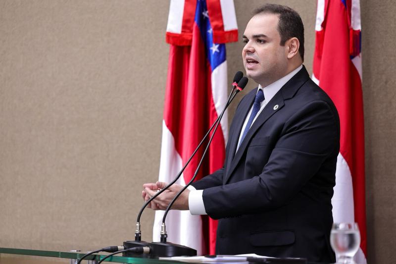Roberto Cidade cobra que Aneel determine à Amazonas Energia medidas eficazes para melhorar o abastecimento elétrico em Manicoré