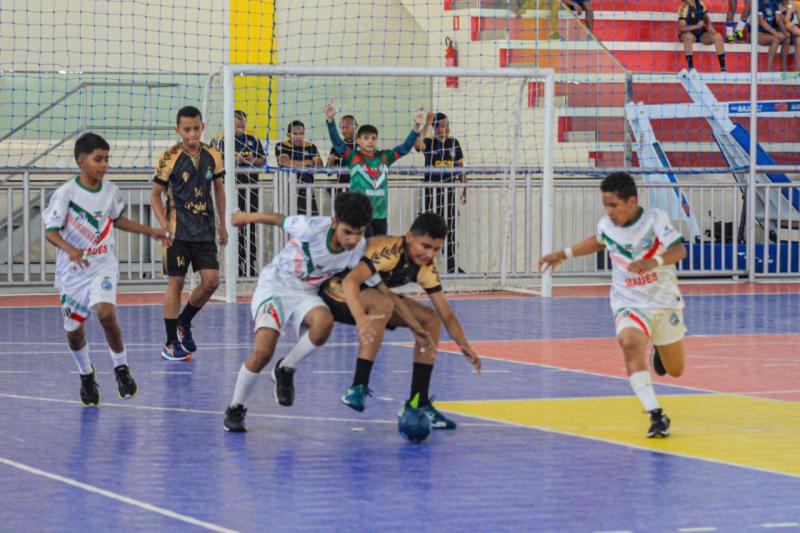 Handebol de Parintins conquista quatro ouros e é destaque nos JEAs - Pólo III